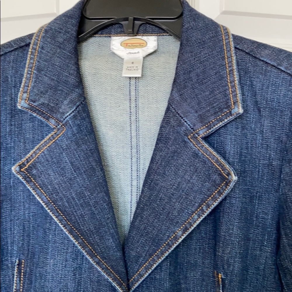 Jean jacket - Picture 2 of 8